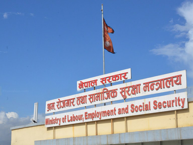 मध्यपूर्वको तनावले इजरालयमा रहेका ७ हजार नेपाली प्रभावित